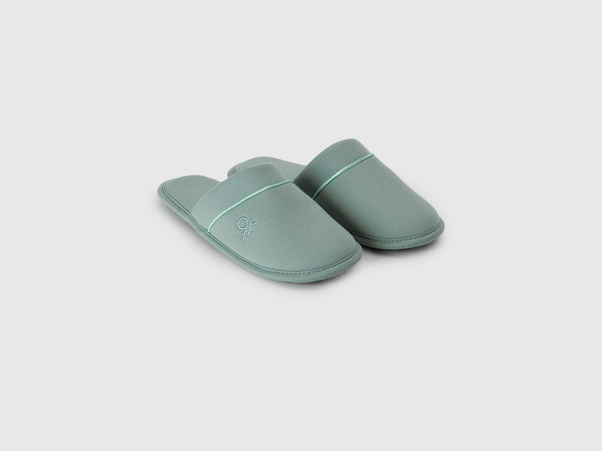 SLIPPERS image number 2